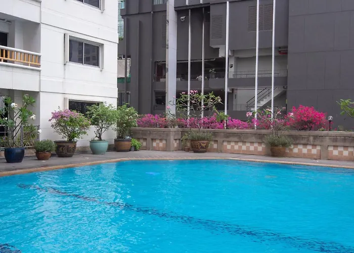 Clean Comfy Cozy Easy To Go Siam Paragon And Chatuchak Market Apartment Bangkok