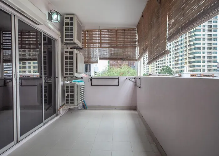 Clean Comfy Cozy Easy To Go Siam Paragon And Chatuchak Market Apartment