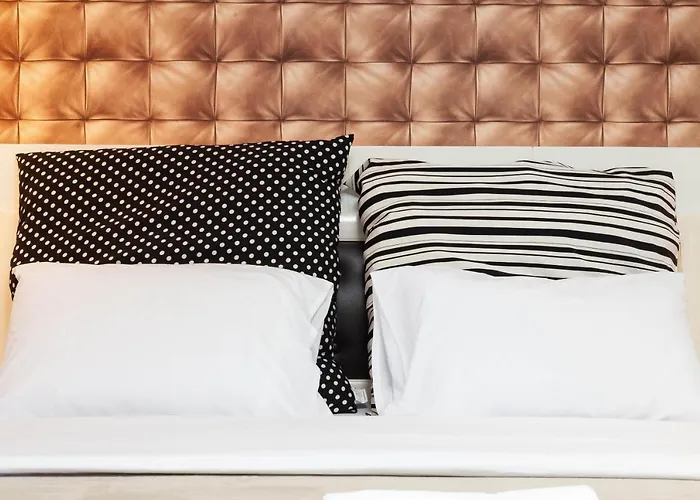 Clean Comfy Cozy Easy To Go Siam Paragon And Chatuchak Market