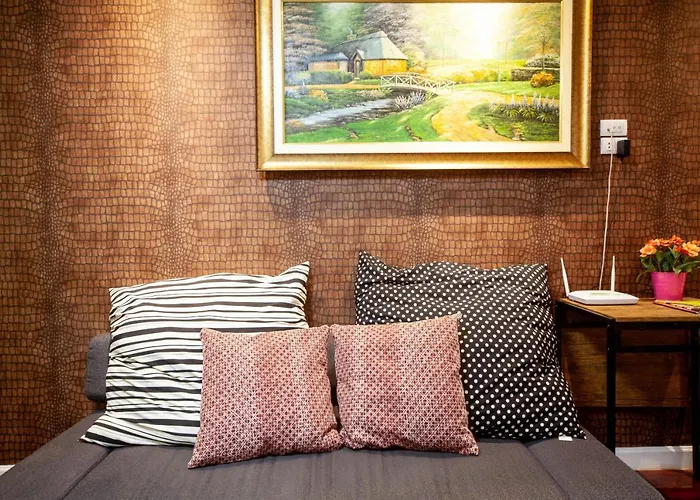 Clean Comfy Cozy Easy To Go Siam Paragon And Chatuchak Market